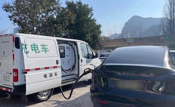 渠县汽车搭电